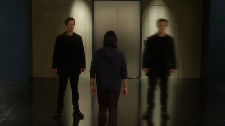 I'm seein double!  Four Harrison Wells!